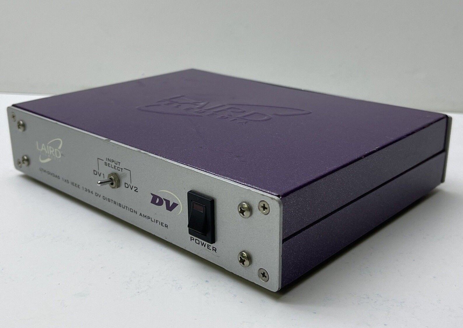 Laird Telemedia DV Distribution Amplifier LTM-DVDA5 1X5 IEEE 1394