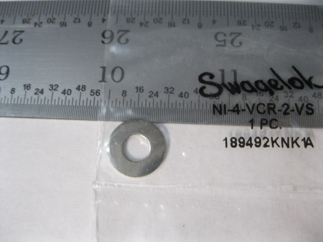 SWAGELOK NI-4-VCR-2-VS SWAGELOK CAJON Nickel VCR Face Seal Fitting 14 in Unplate