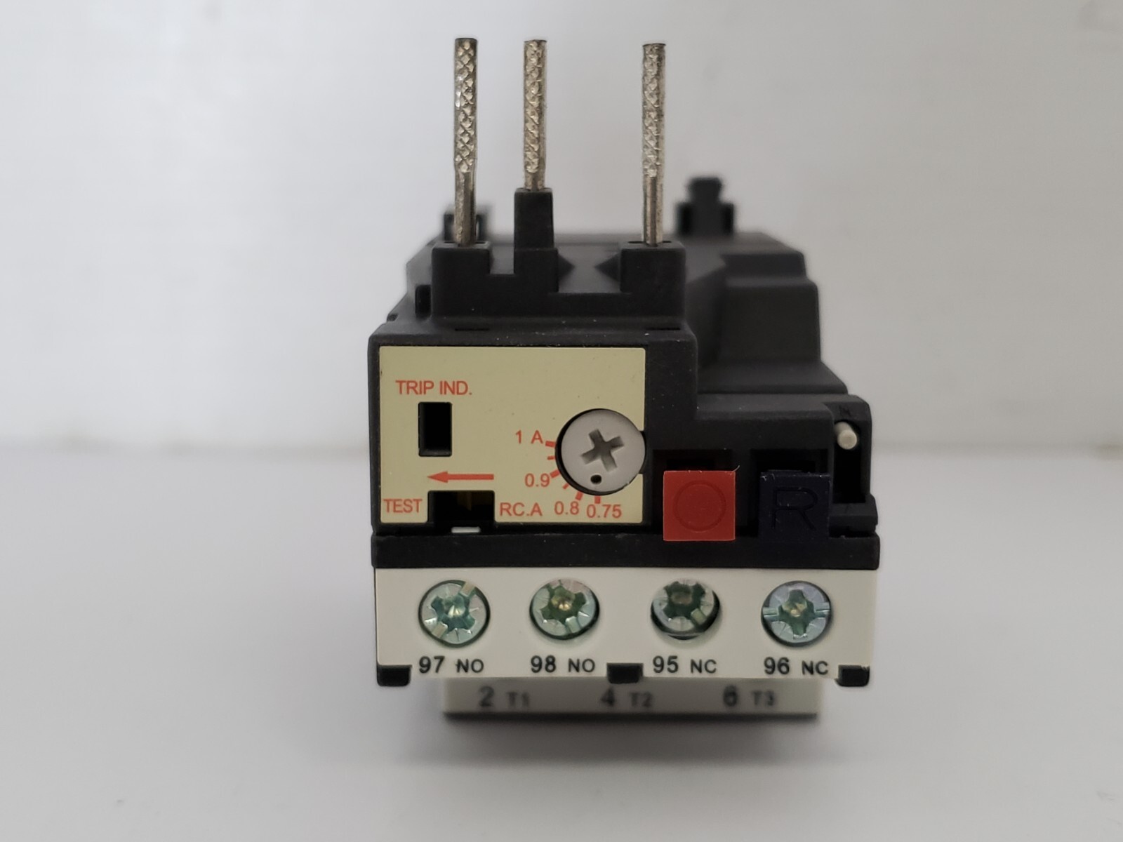 TECO RHU-10A1 THERMAL OVERLOAD RELAY 3 POLE 0.75-1 A 2 NO 2NC NIB