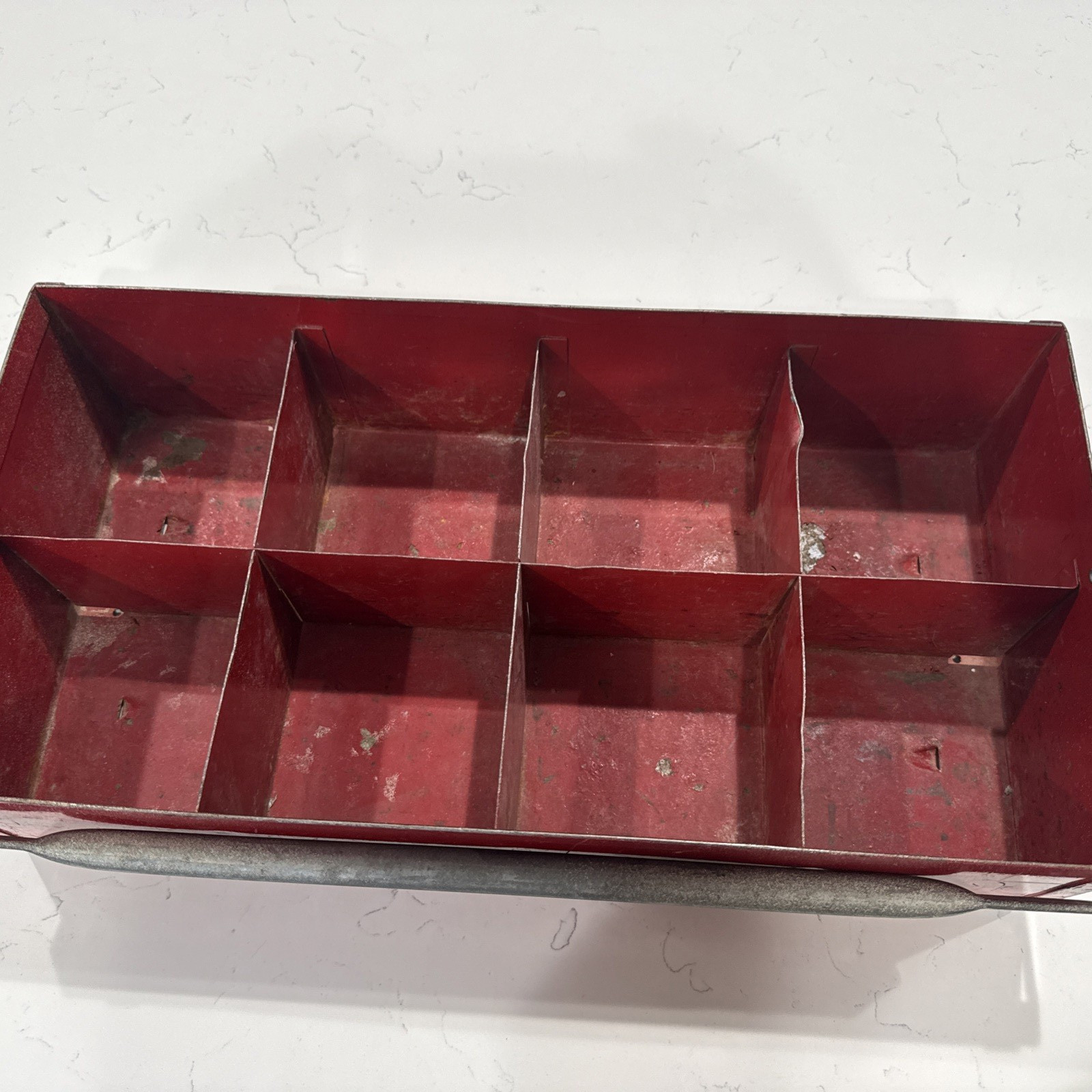 Vintage Red Steel Oil Can Holder/Fitting Tote 20″ x 10″ x 5″ w/8 Dividers Decor