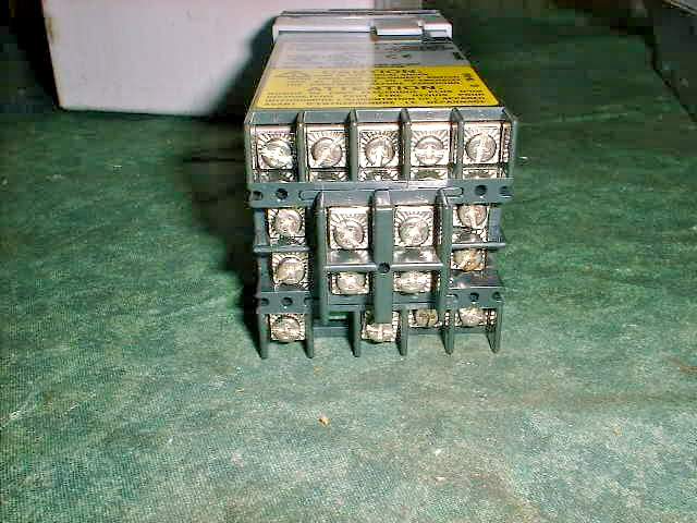Process Control 5801 – 16A2153-992-90*037 Temperature Controller (31642-L1)