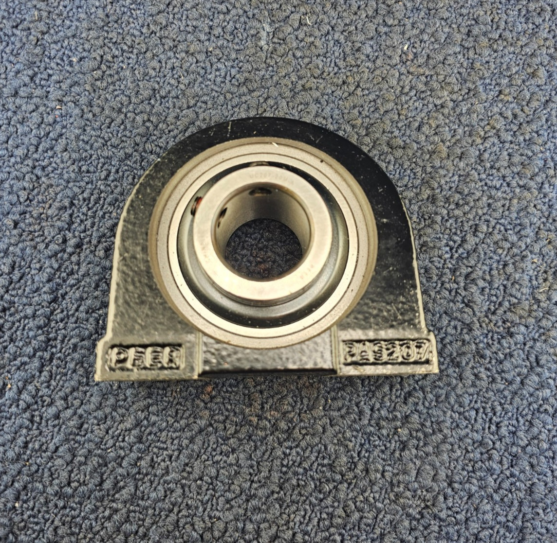 PEER PAS 204 PILLOW BLOCK w/ UC207-20M-A INSERT