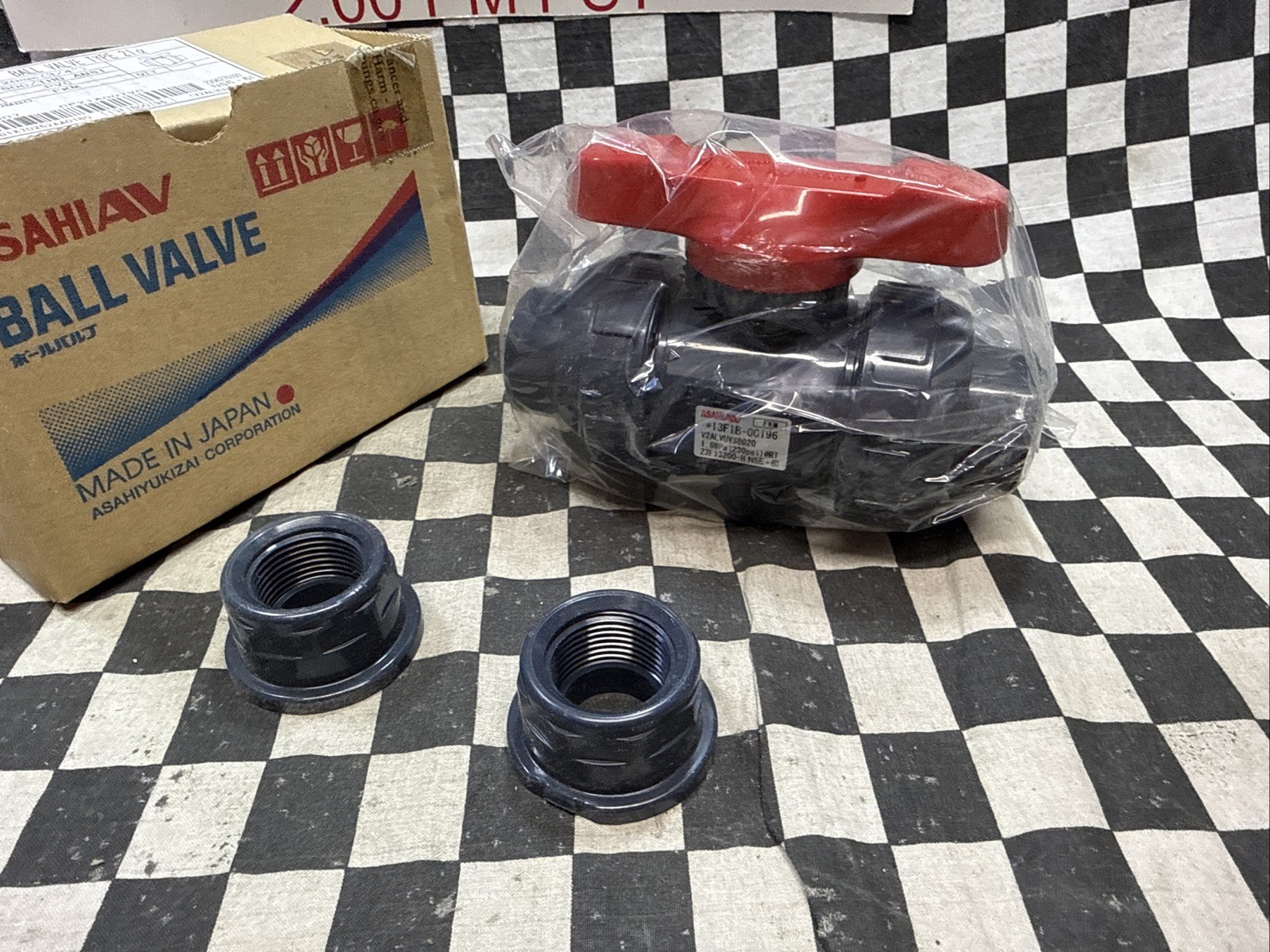 ASAHI AA1605007, BALL VALVE TYPE 21, 3/4″ SOC/THD ANSI, PVC, SHIPSAMEDAY#143P1