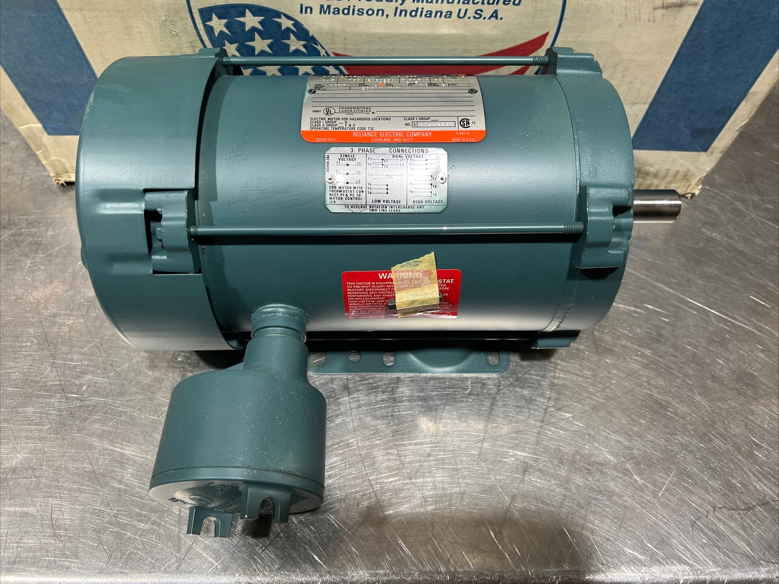 RELIANCE ELECTRIC P14J2402M-WY MOTOR 1.5HP 1730RPM 208-230V Nos Surplus