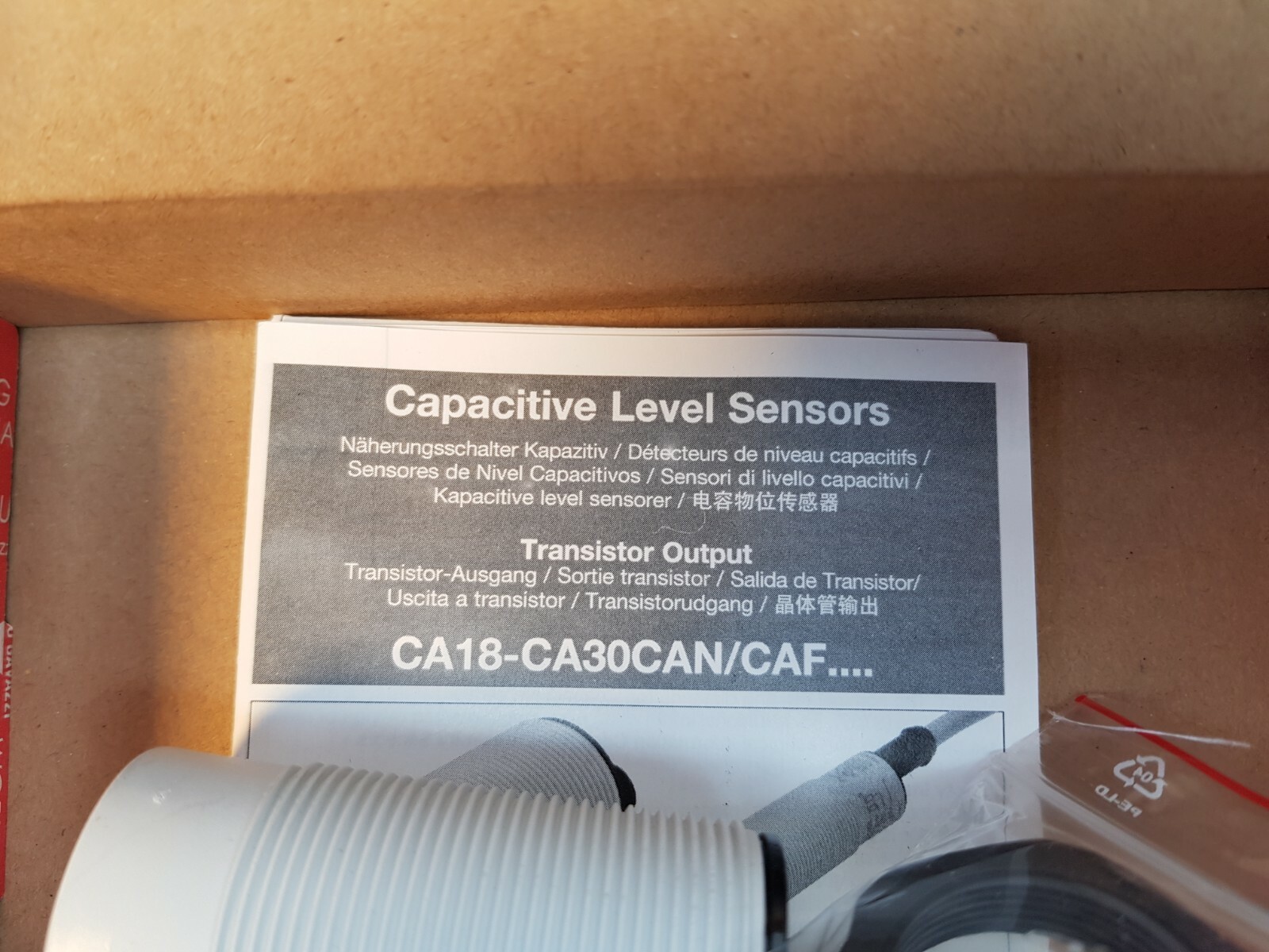 CARLO GAVAZZI CA30CAN25NA CAPACITIVE PROXIMITY SWITCH