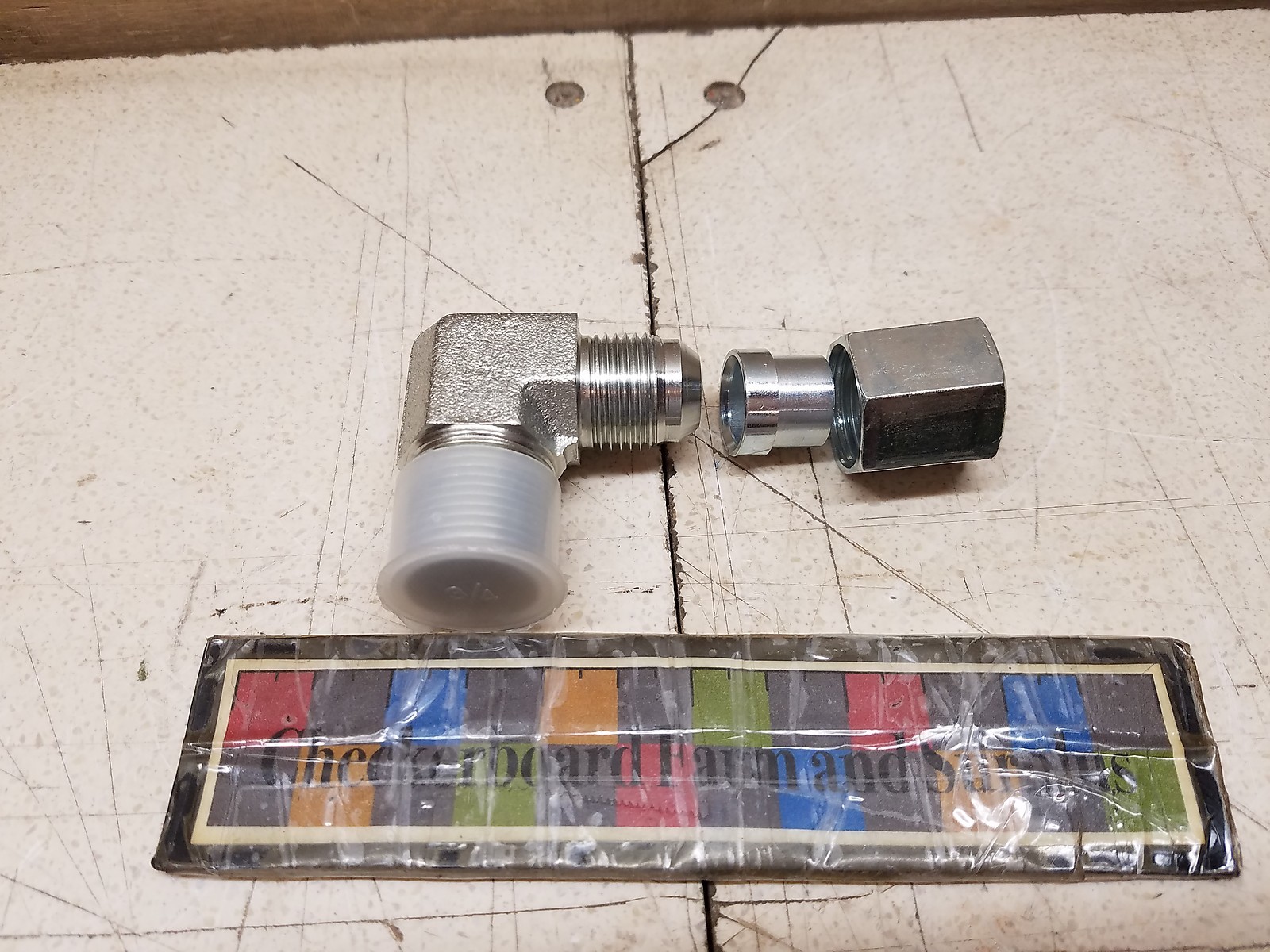 NOS Pipe to Tube Elbow Adapter Fitting J514 10-12 070202CA 10-12CTX-S 3/4″ 7/8″