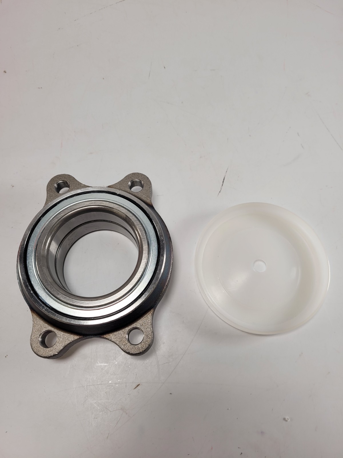 A-Premium Front Wheel Hub Bearing Assembly With Bolts HB13301-C