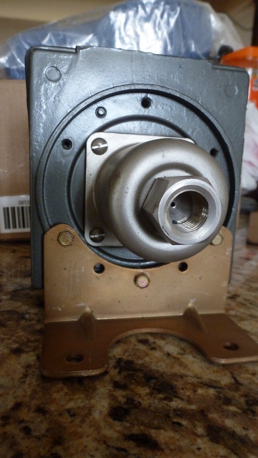 United Electronic Controls J302, S144, 8548 S144, Pressure Controller *new *