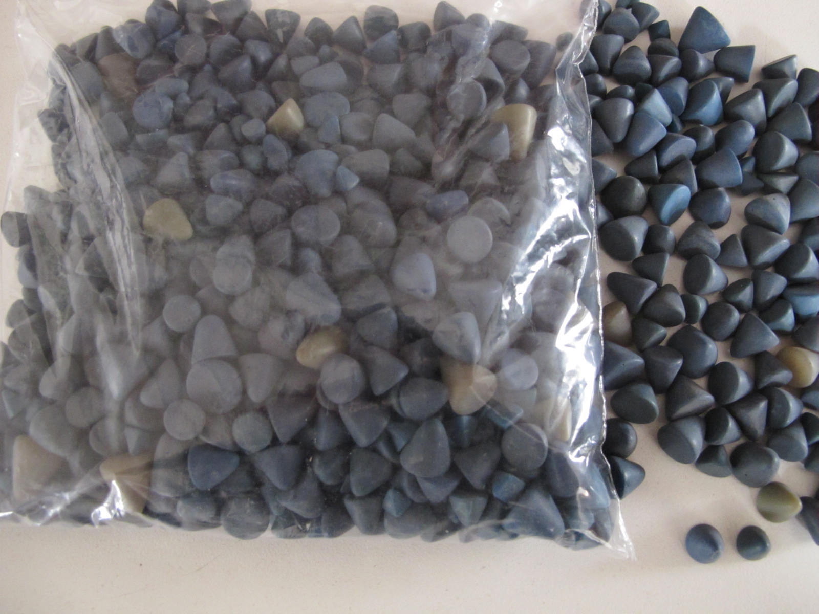 Otec mixed cone / pyramid PLASTIC TUMBLING POLISHING BUFFING DEBURRING MEDIA