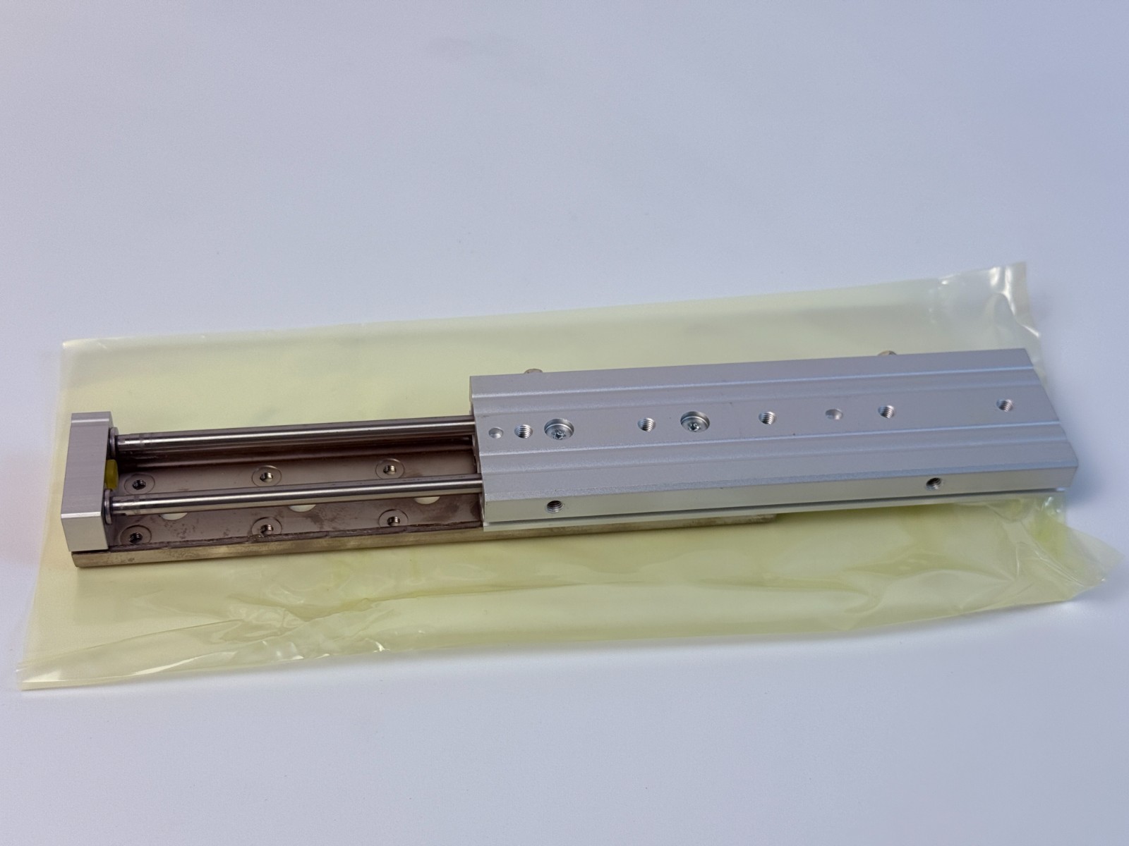 SMC MXQ12A-100Z Air Slide Table Guided Pneumatic Cylinder 12mm Bore 100mm