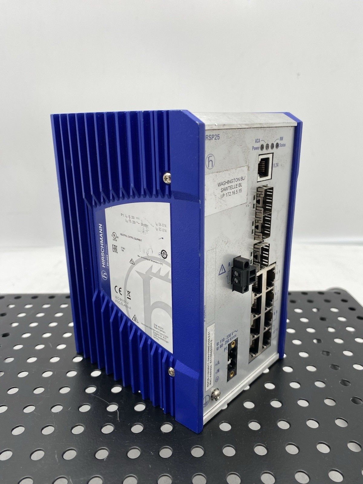 HIRSCHMANN RSP25 RAIL SWITCH WITH AXCEN SFP-100TX COPPER SFP 8 PORT