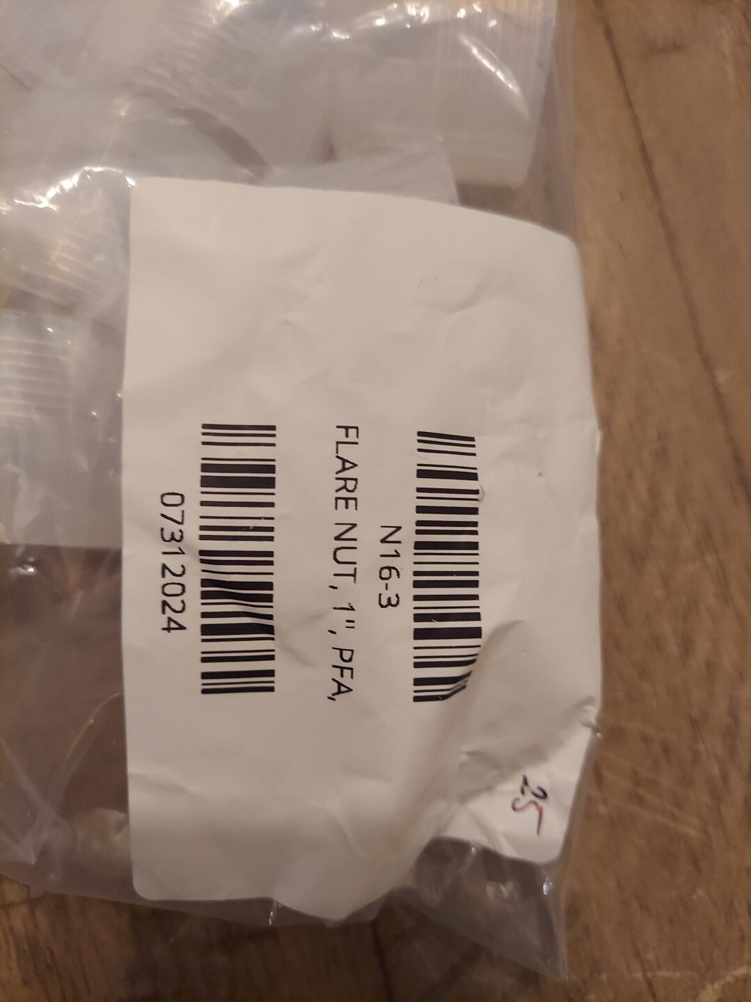 Fit-Line Flear Nut 1″ PFA N16-3 1″ (Pack of 25)