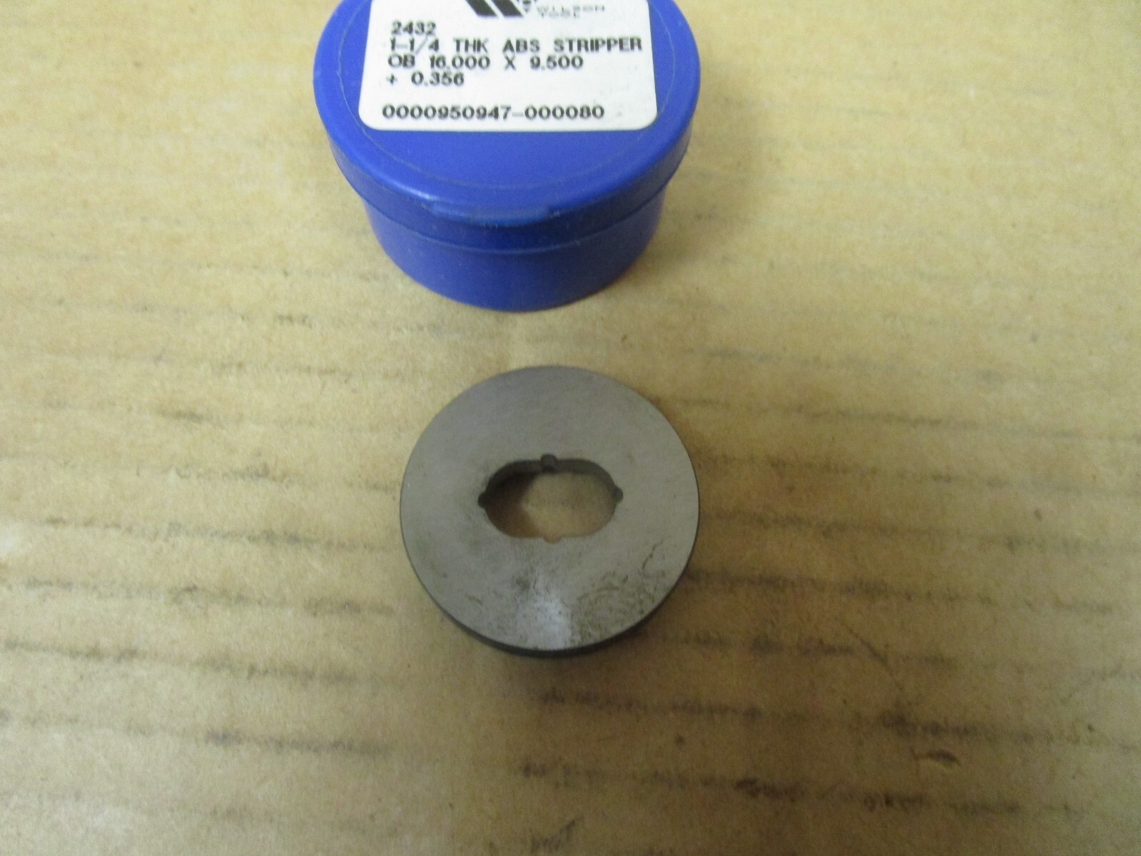 NEW WILSON TOOL 2432 1-1/4 THK ABS STRIPPER OB 16.000 X 9.500 + 0.356