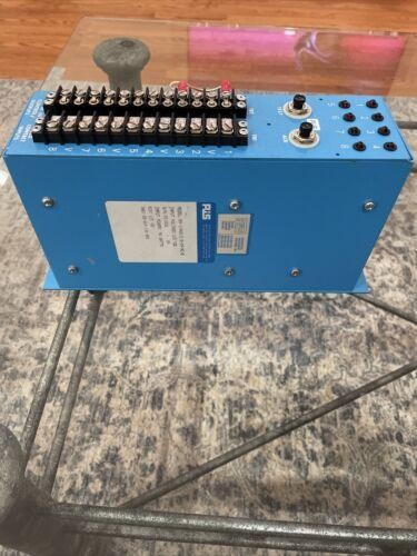 Ris Rochester Instrument Systems Model AN-1196S-c-d-04-NC-8 Annunciator
