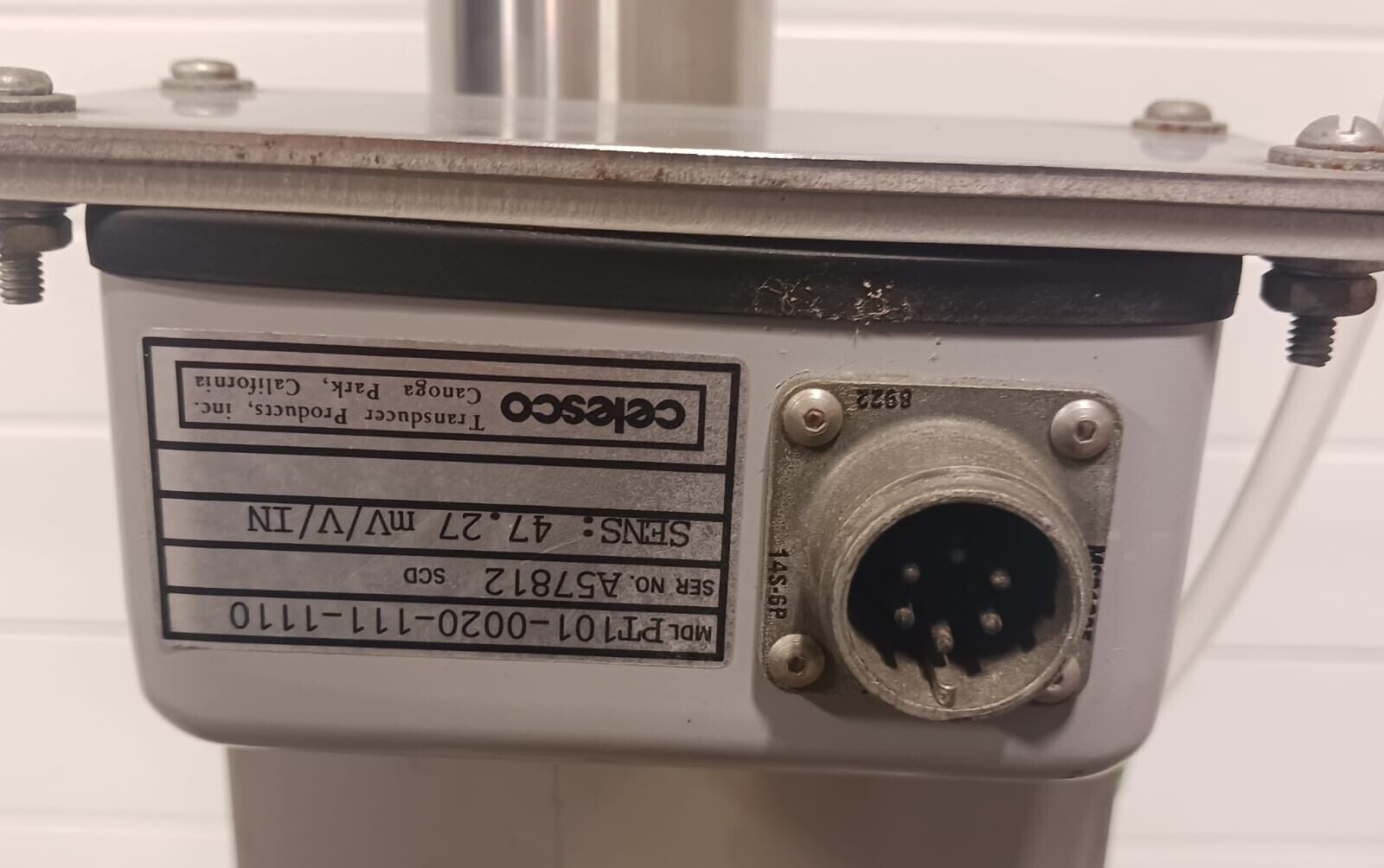 ISCO High Pressure Pump w/ Celesco Transducer Products PT101-0020-111-1110