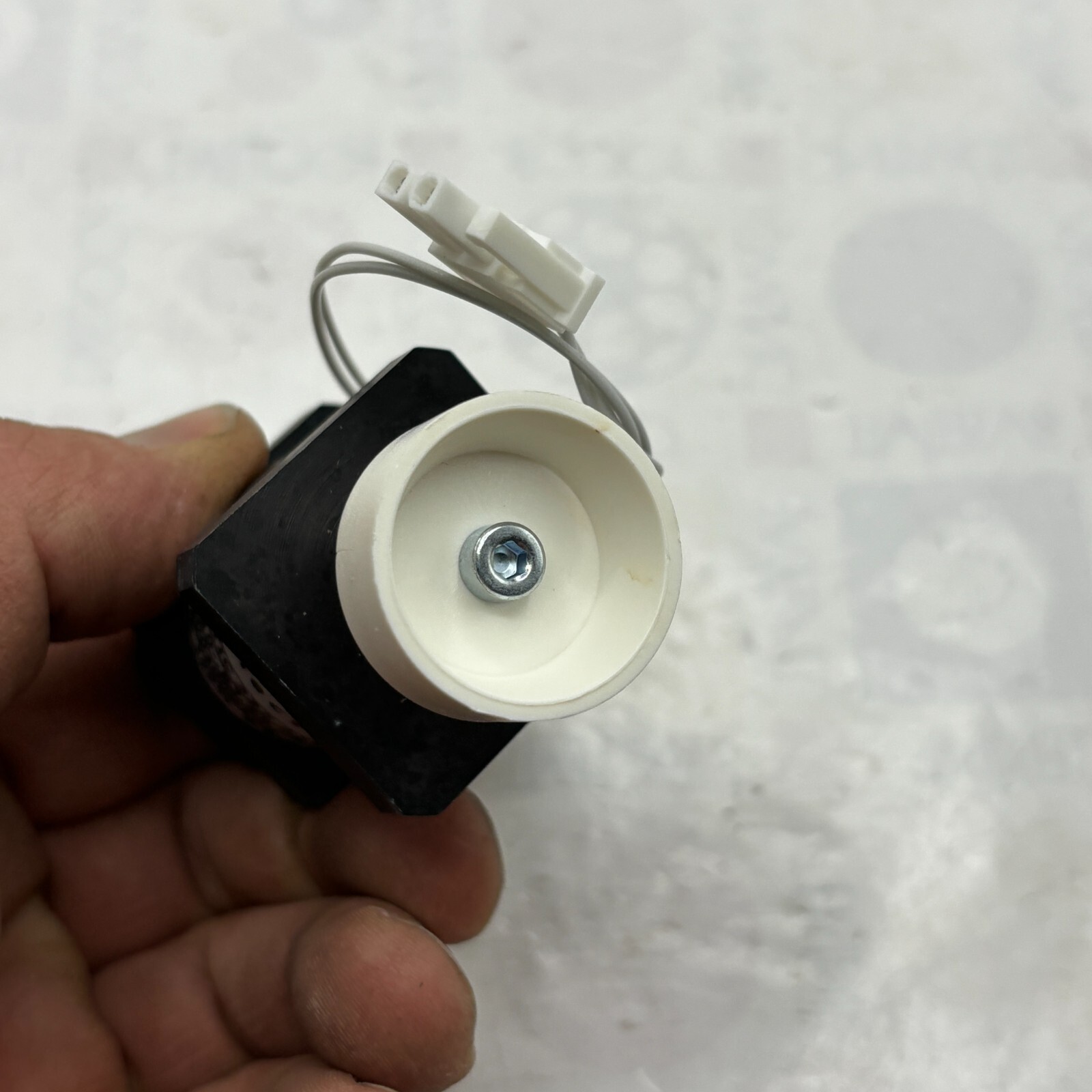 Mecalectro 333 216/02 Solenoid Interlock Switch 8.10.BJ.45 /A 24VDC COIL 8.5W ⭐