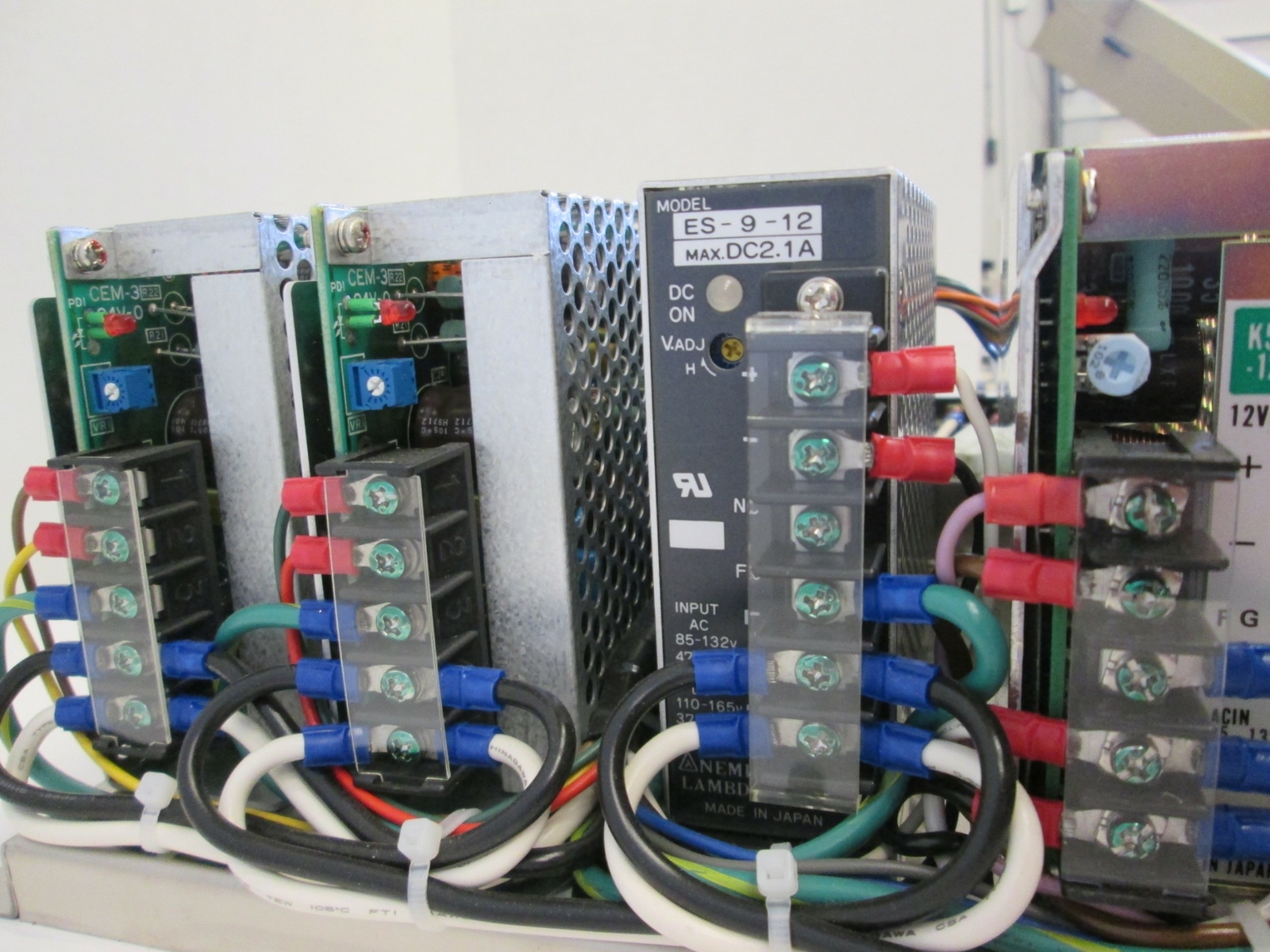 TEL Tokyo Electron SD4-S551-C010 T-BAWL Control Unit and Power Supply Pack
