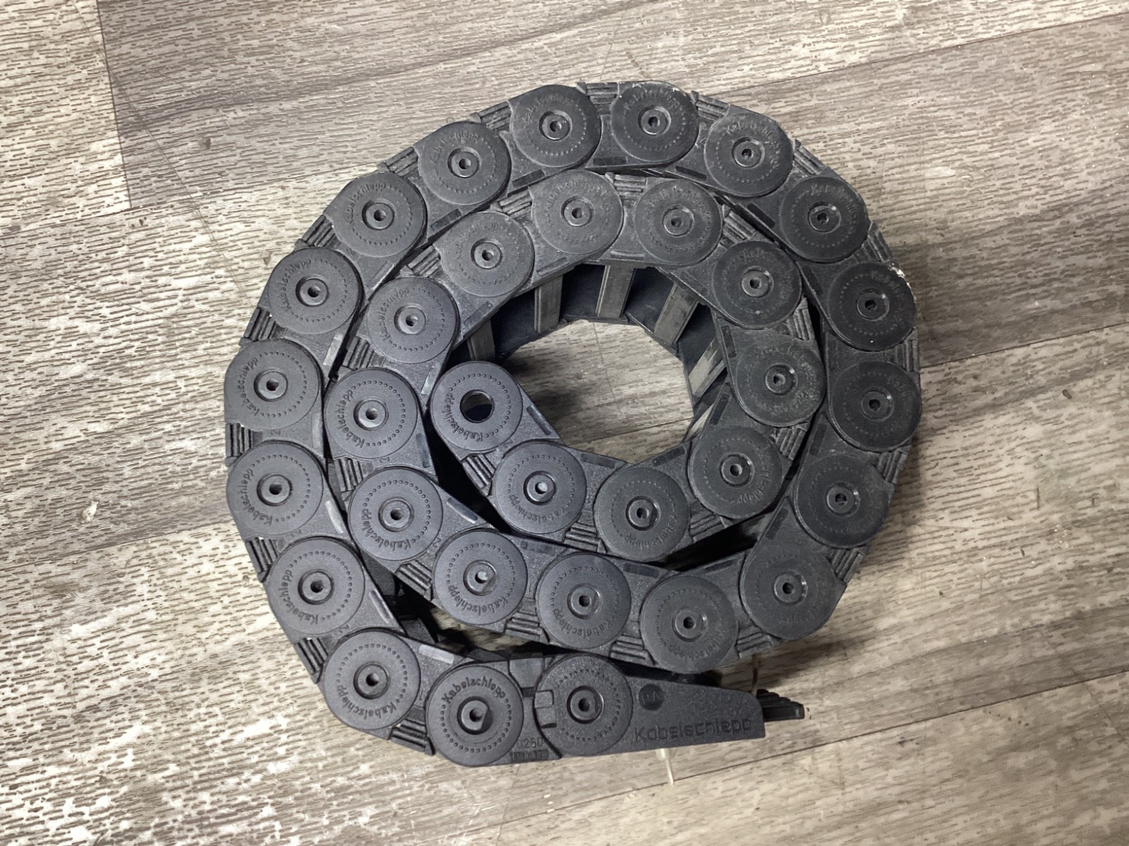 KABELSHLEPP 0250 030.050.038 CABLE CARRIER 32 LINKS #102E44PR6