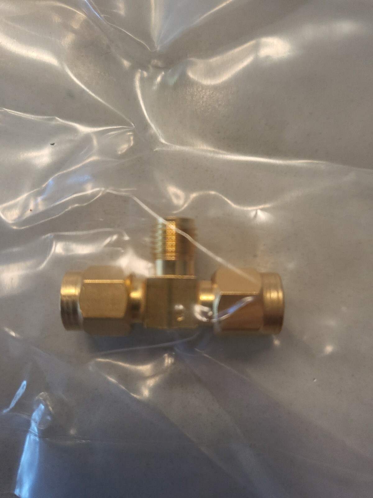 SMA RF Connector, “T” style, PN 3163-1, NSN 5935002617598, gold-plated, NOS
