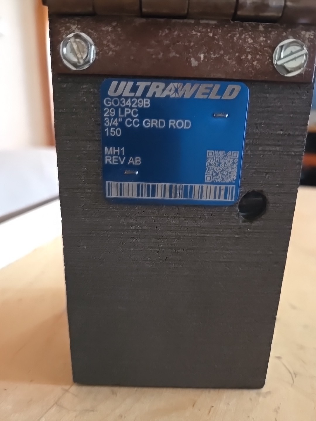 ULTRAWELD VA4/0B 4/0 STR TO VERTICAL STEEL.