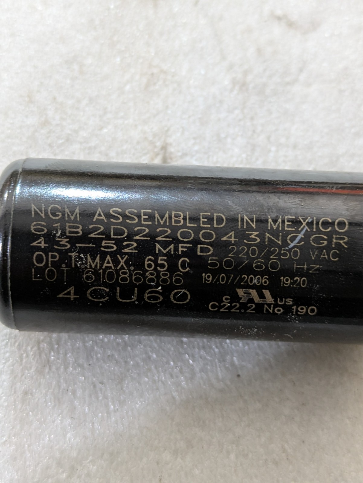 NGM 61B2D220043NCGR Motor Start Capacitor 43-52MFD 220-250VAC 50/60Hz Industrial