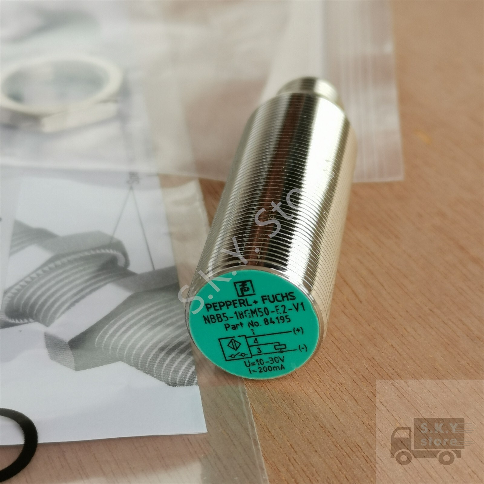 New In Bag NBB5-18GM50-E2-V1 For PEPPERL+FUCHS Photoelectric Sensor US Stock