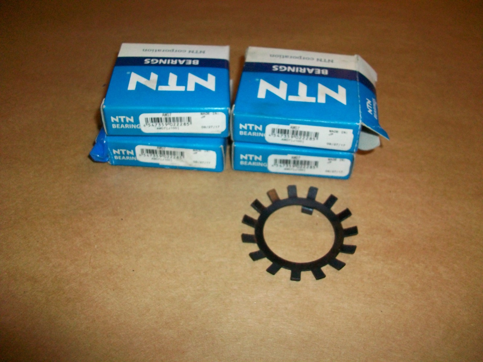 4pc NTN Bearing Lock Nut AW07 NEW