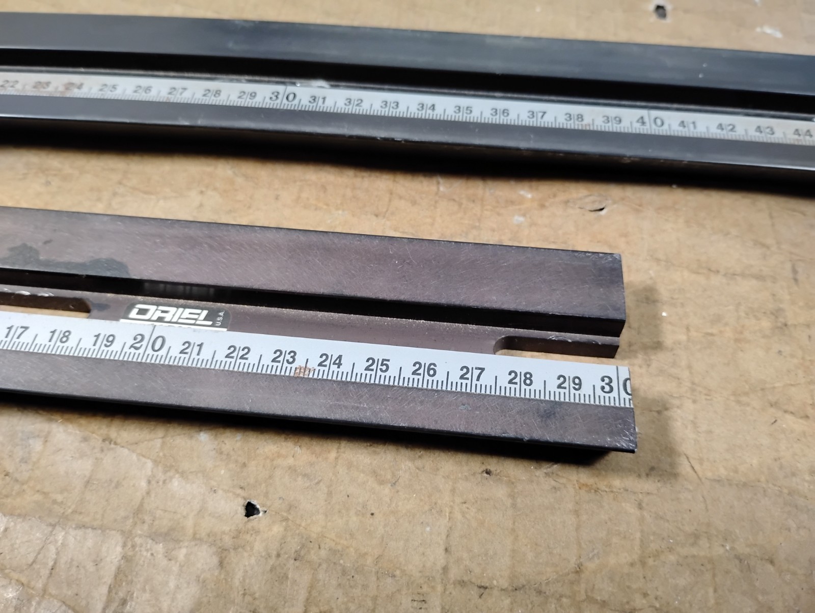 Oriel Optical Rails with Carriers – 11502 11522 11641 11670 13860