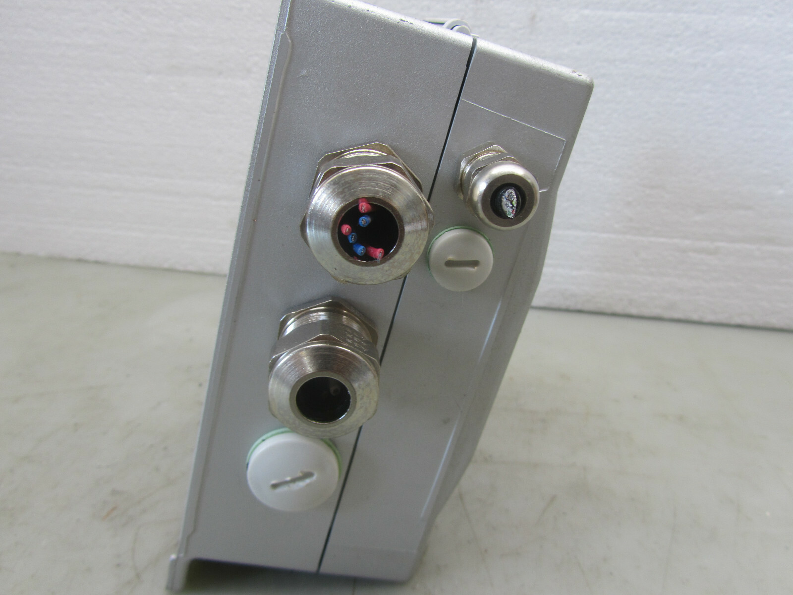 VAISALA HMT335 HUMIDITY & TEMPERATURE TRANSMITTER