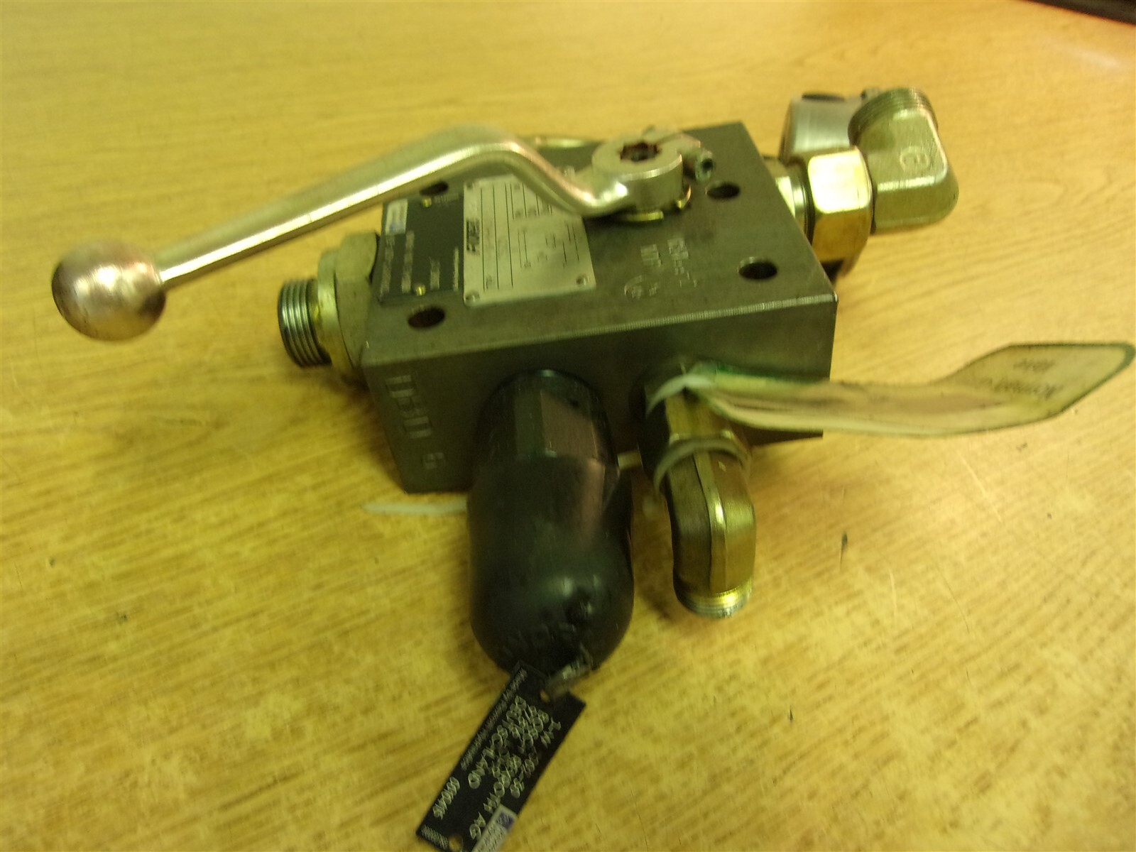 Flutec DSV-10-M-0.0/0/1 Safety Block 702521 *FREE SHIPPING*