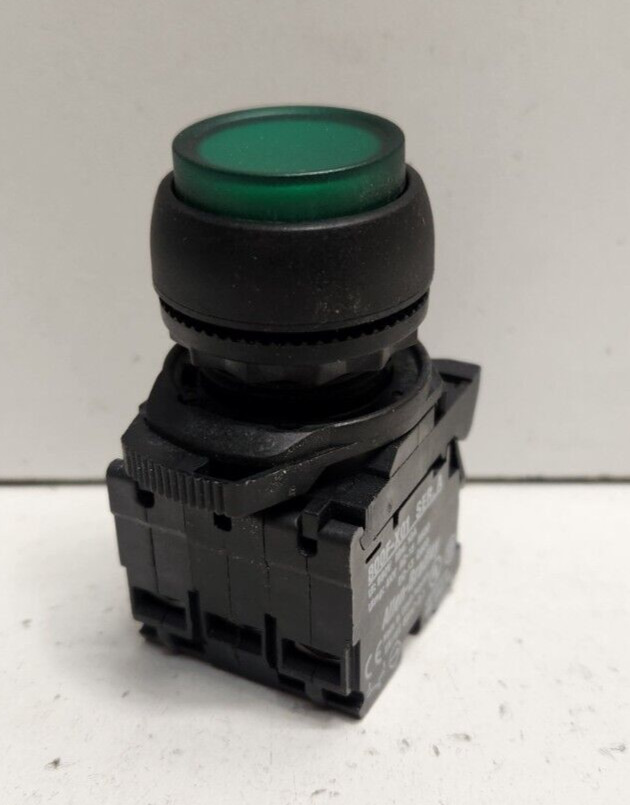 NEW NO BOX! ALLEN-BRADLEY 120V ILLUM GREEN PUSH BUTTON 1NO/1NC 800FP-LF3PN3GX11