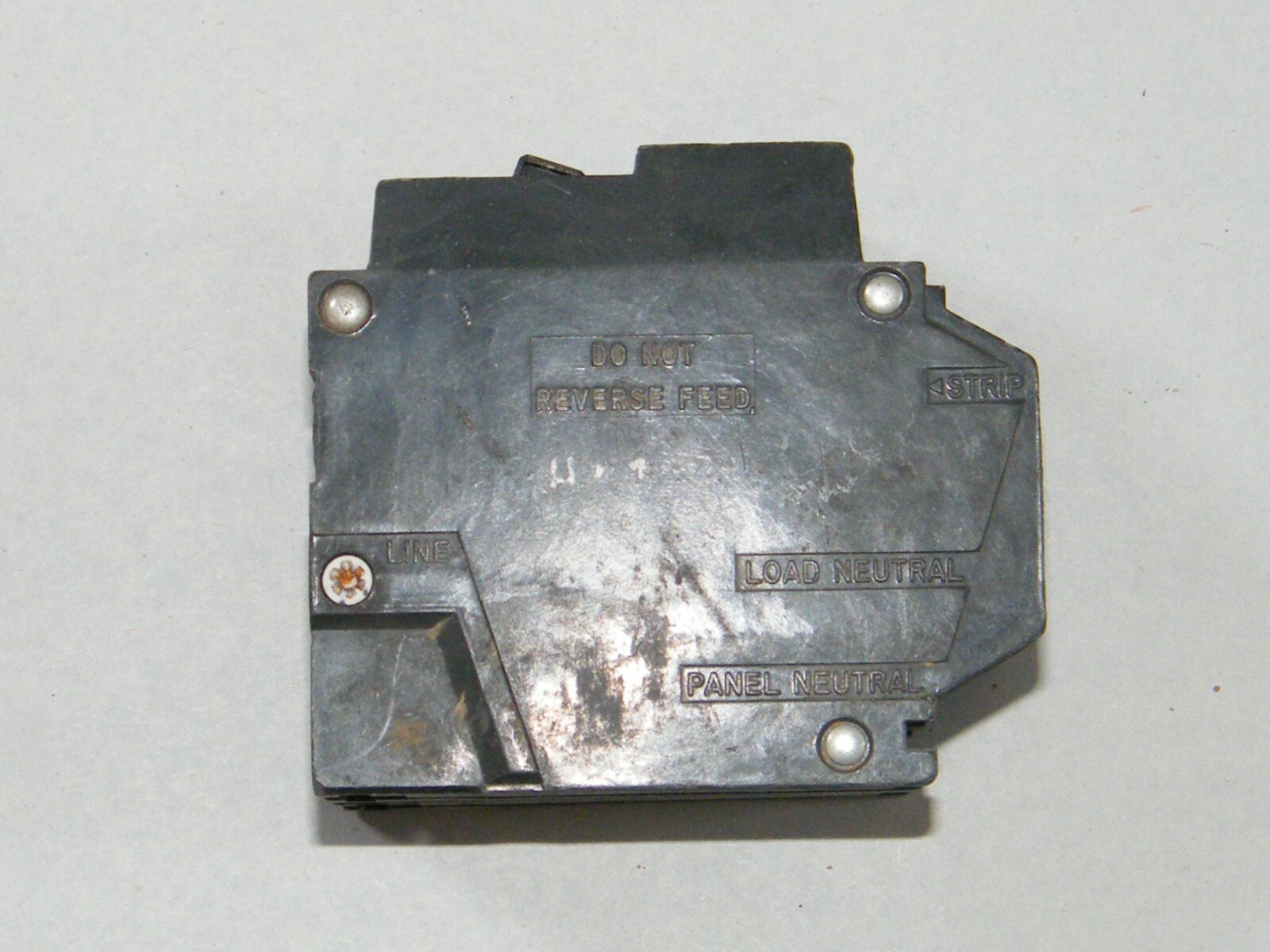 GENERAL ELECTRIC GE E51075 AC-310 THQL-GF 2 POLE 20A BREAKER