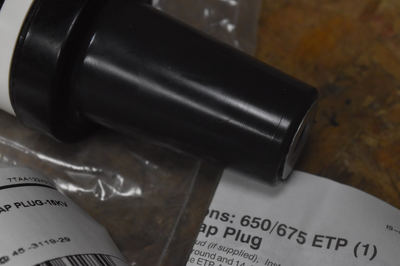 LOT OF 5 ELASTIMOLD K650ETP Elbow Tap Plug 15KV NOS FREE SHIPPING