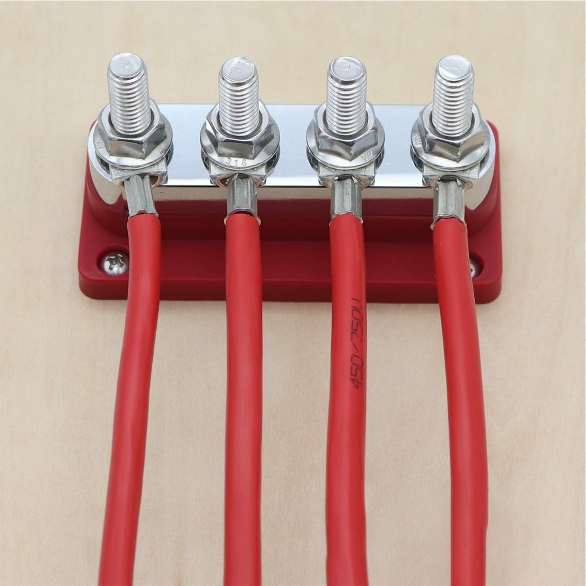 600A Heavy Duty Power Distribution Terminal 4x 3/8- Black& Red