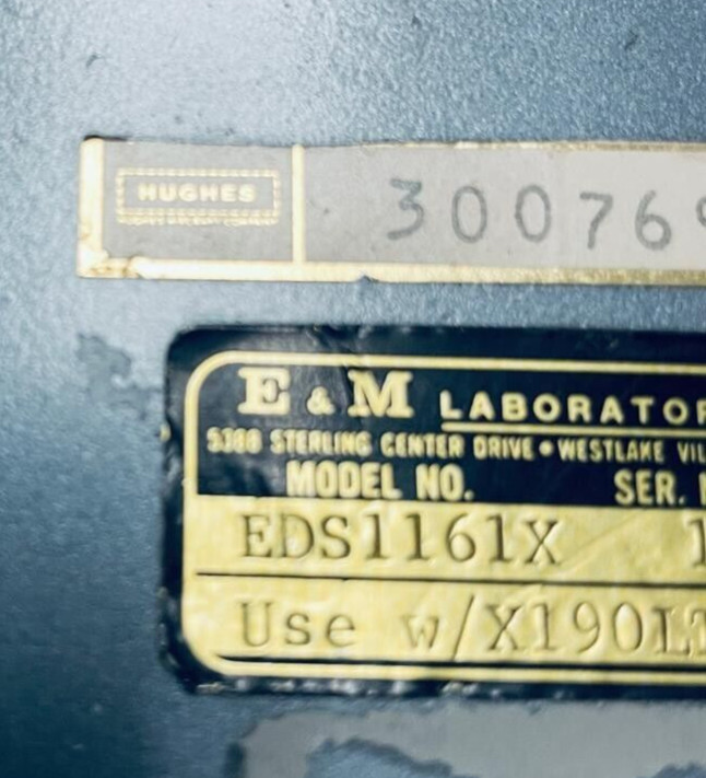 HUGHES AIRCRAFT ( E&M LABORATORIES ) AVIONICS INSTRUMENT Model EDS1161 @ D2