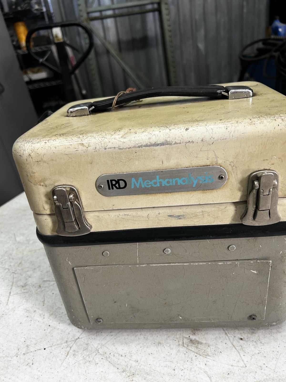 IRD Mechanalysis Model 820 Vibration Spike Energy Analyzer Free Shipping