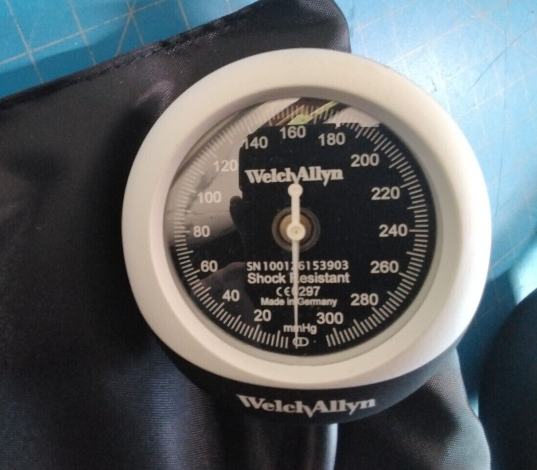 Welch Allyn DS45-13CB DuraShock 2pc Thigh Cuff