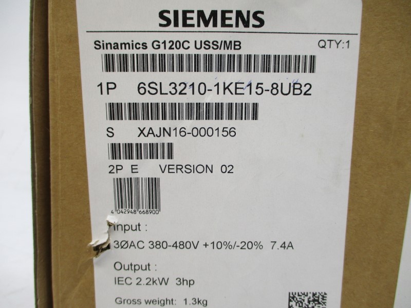 SIEMENS 6SL3210-1KE15-8UB2 380-480V 7.4A NSMP