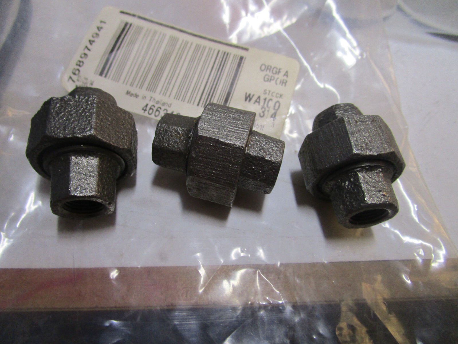 1/8″ 150 lb Black Malleable Iron (Brass to Iron Seat) Pipe Union QTY 3