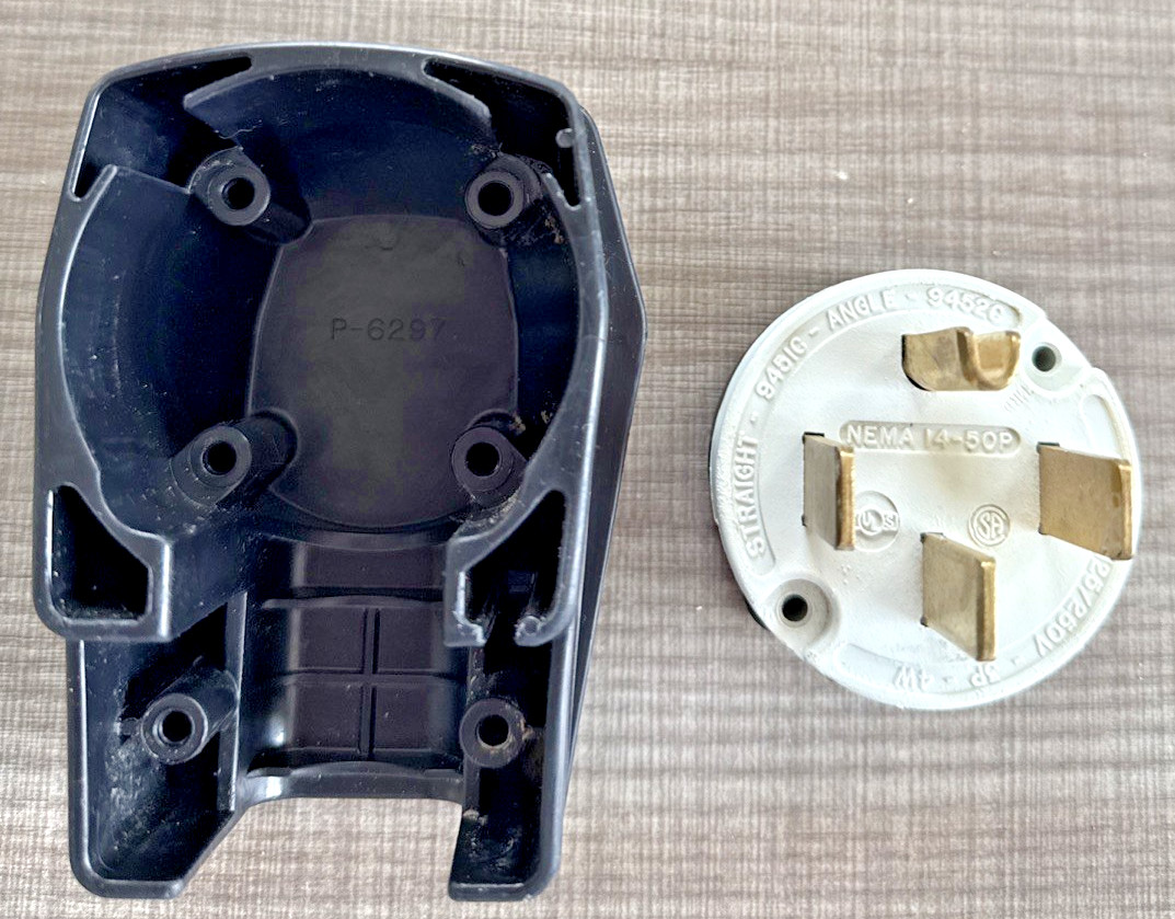 Hubbell Wiring Device Straight 9451C Angle 9452C Nema 14-50P 50A 125/250V 3P 4W