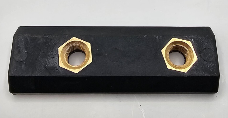(QTY 30) H25P109-04781-U AIMBN156-400009-001 Nylon Guide Block 2 Threaded Hole