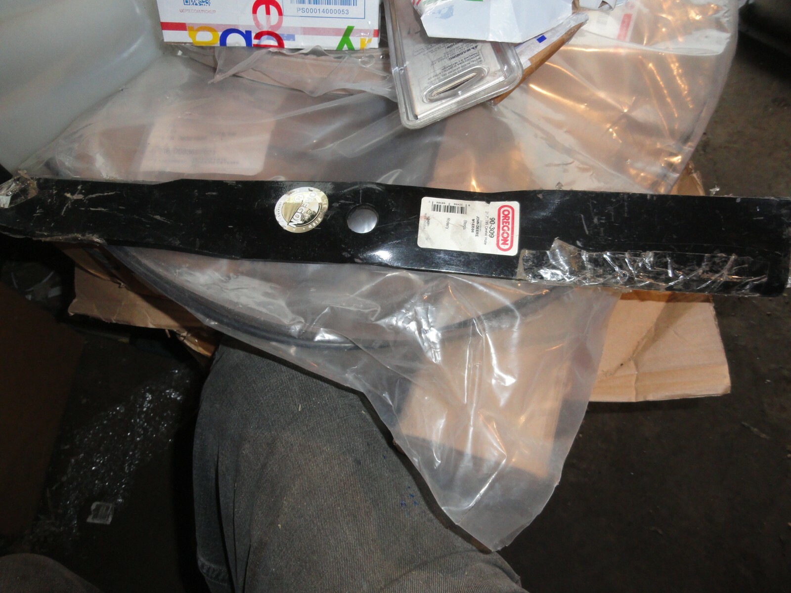 21.7″ Oregon #90-309 Lawn Mower Blade John Deere #M143504 .805″ FREE SHIPPING