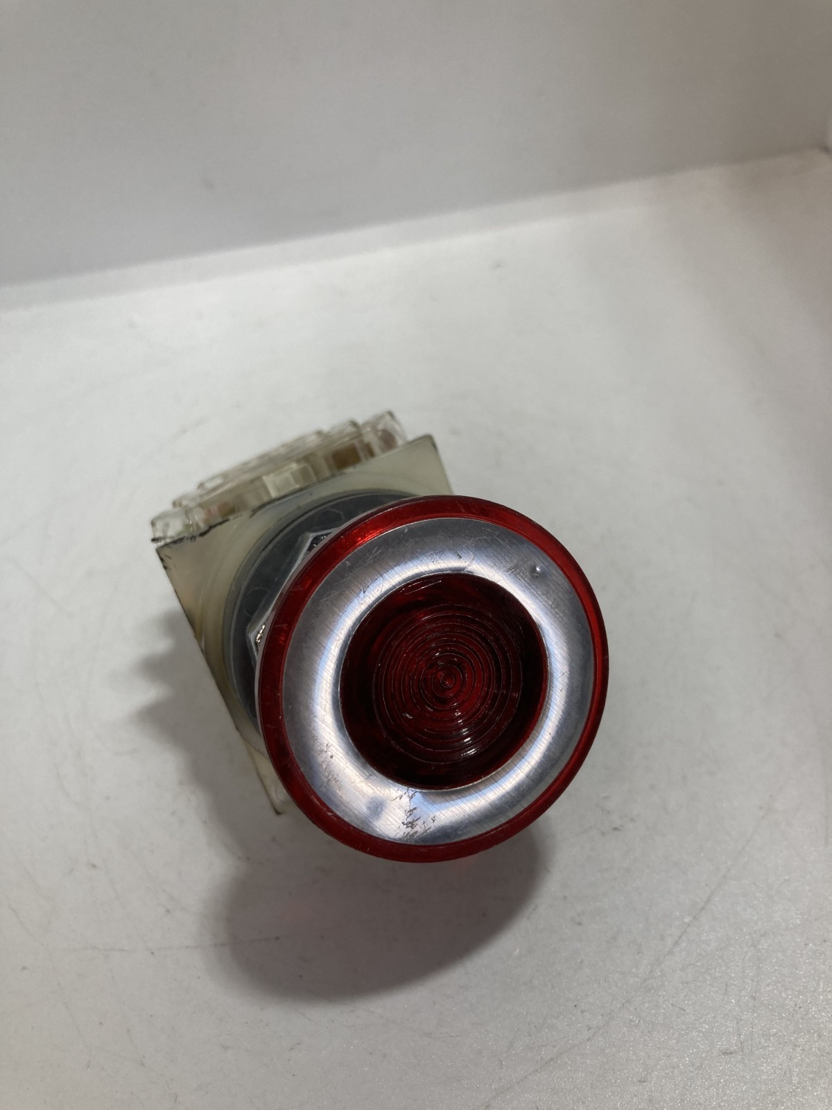 SCHNEIDER 9001-SK9RH13 PUSH PULL RED MUSHROOM E STOP 2 POSITION 1NO/1NC