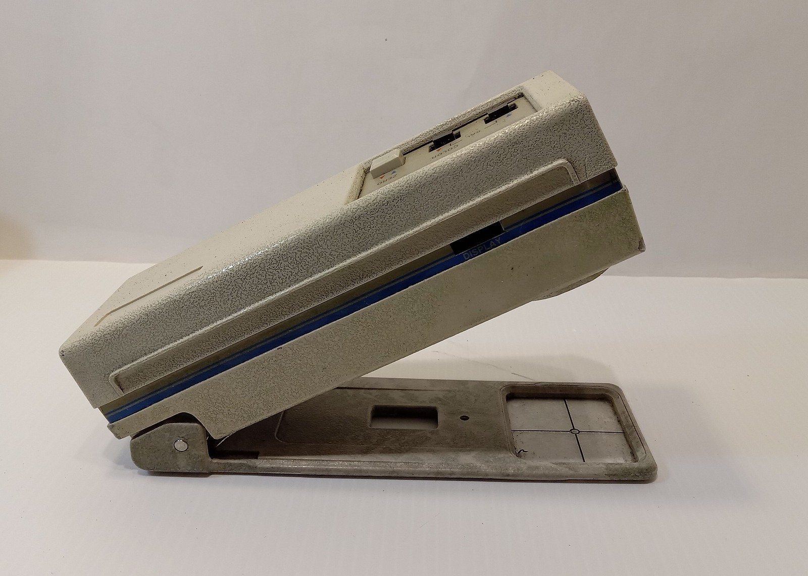1 USED X-RITE 404 DENSITOMETER/SPECTROPHOTOMETER W/O CHARGER ***MAKE OFFER***