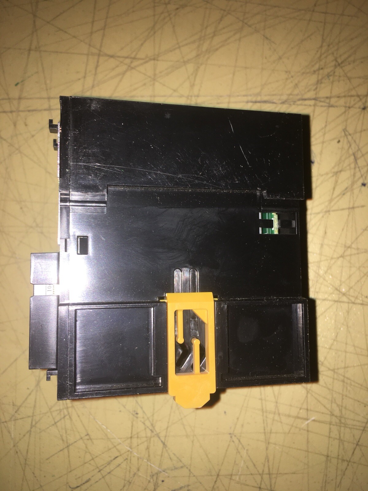 OMRON, CJ1W-PA205R POWER SUPPLY UNITS 100-240v IN, 120vDC/24vDC OUT 2A