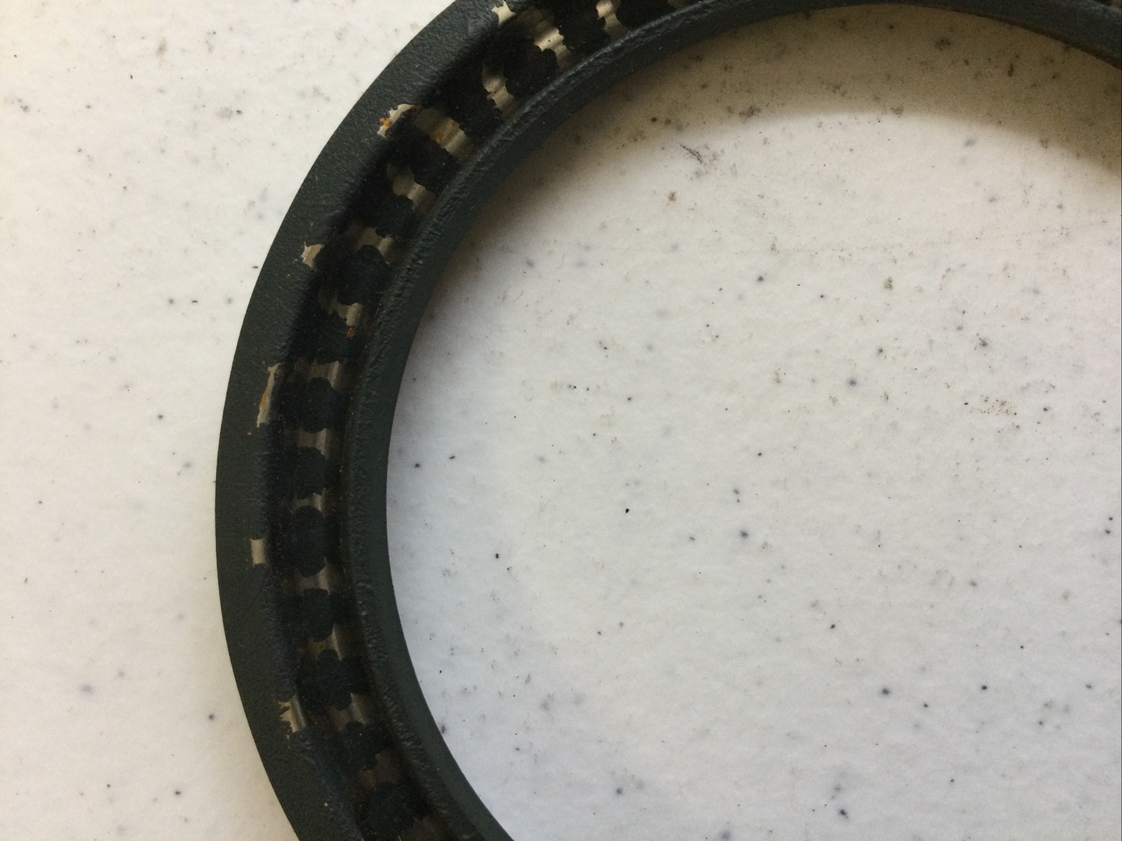 NEW GARLOCK-KLOZURE 25006-2118 DYNAMIC OIL SEAL, 23X2118, FREE SHIPPING