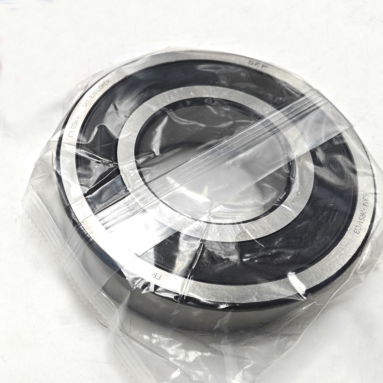 Brand new Bearing Rubber Seals 63142RS1C3 for SKF 6314 2RS1 C3 70x150x35 mm