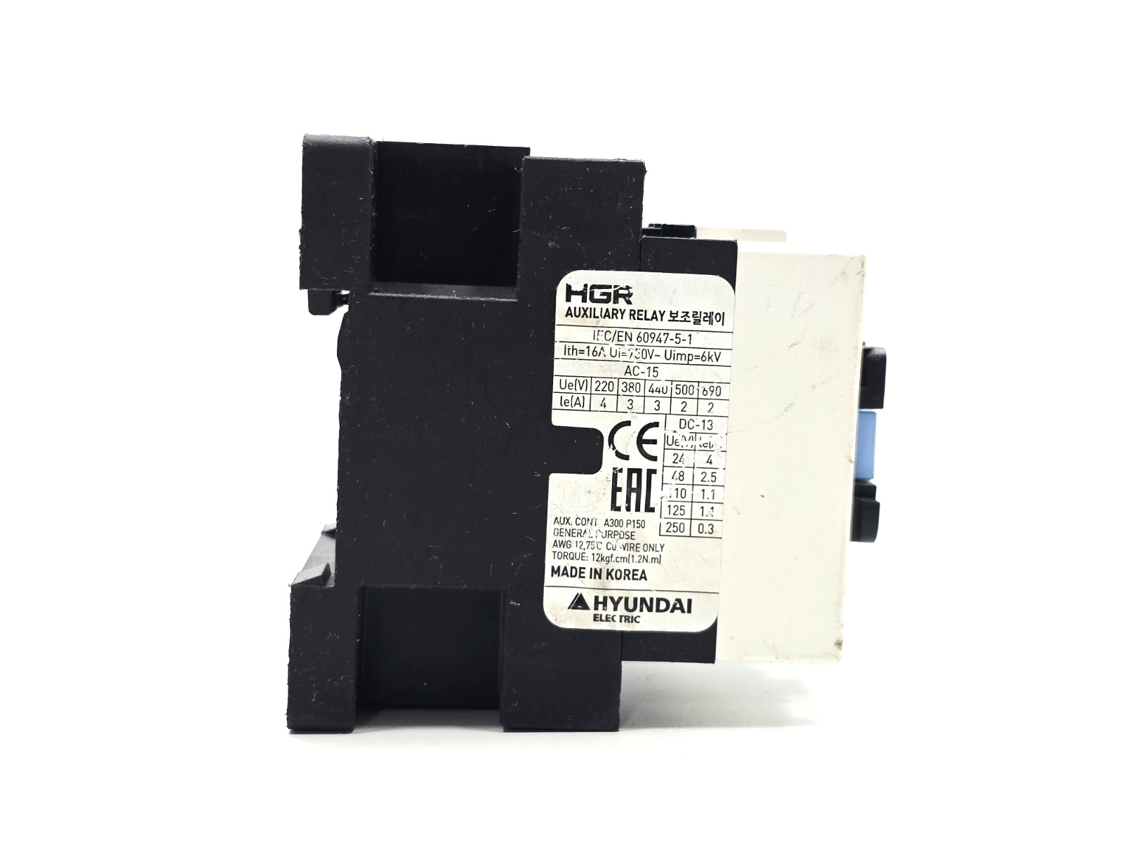 HYUNDAI HGR 22 AUXILIARY RELAY IEC/EN 60947-5-1 ( HGR22 ) LOT OF 2