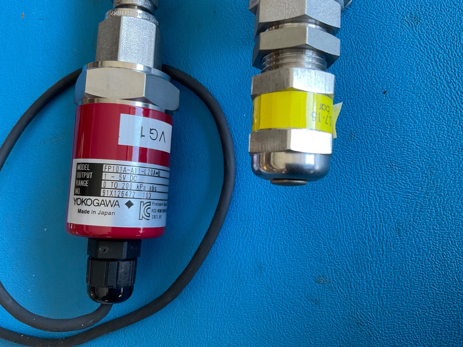 YOKOGAWA FP101-A11-L20A*B 1-5V DC 0 TO 200 kPa abs SWAGELOK RL3 10-225 SS-RL3S4