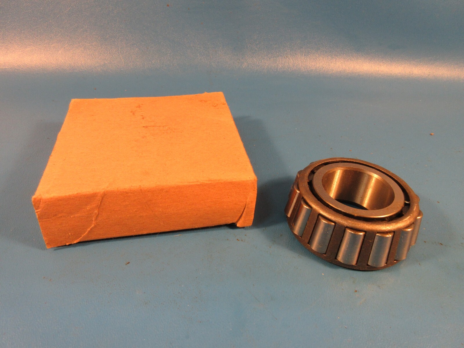 Timken 418, Single Row Tapered Roller Bearing Cone, Bore 1 1/2”, USA
